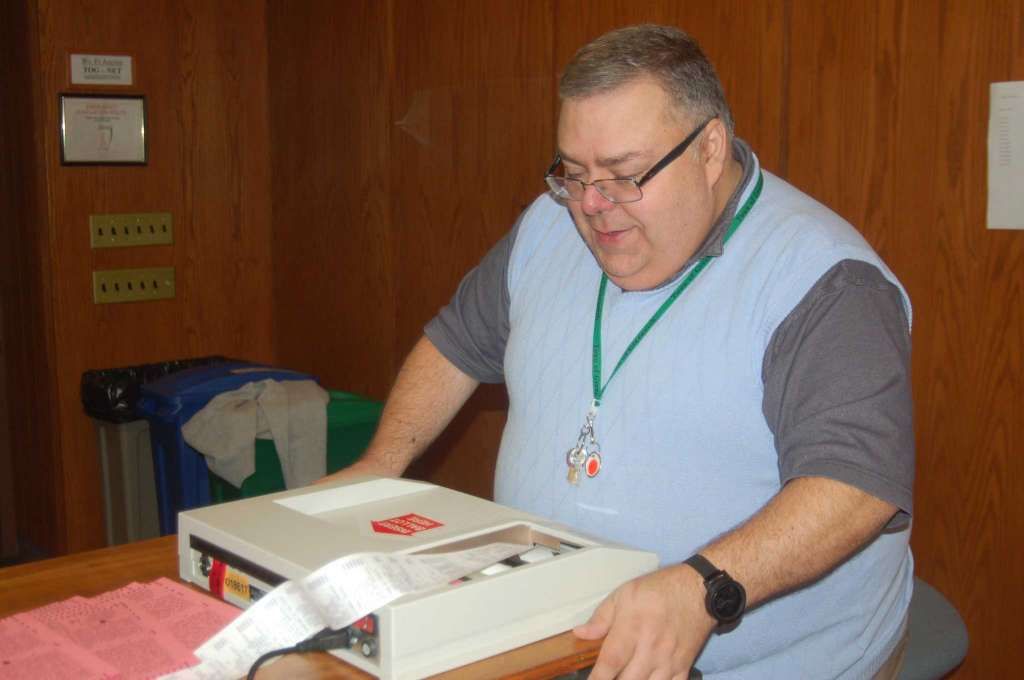 DeCaro testing tabulators